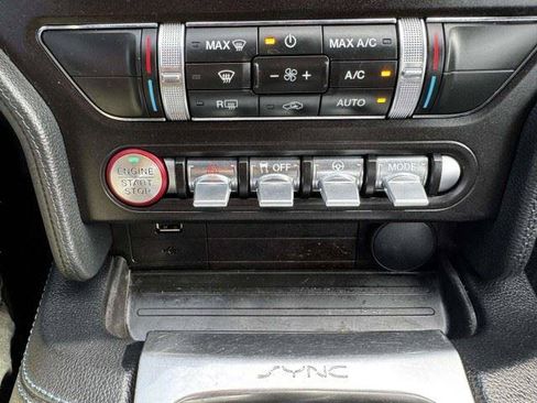 Used 2021 Ford Mustang GT RWD image 38