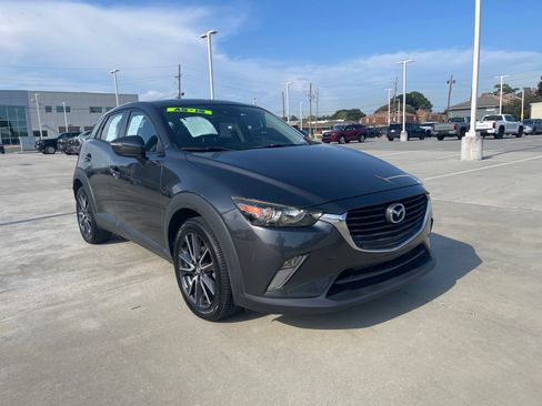 Used 2018 MAZDA CX-3 Touring w/ Preferred Equipment Package FWD image 9