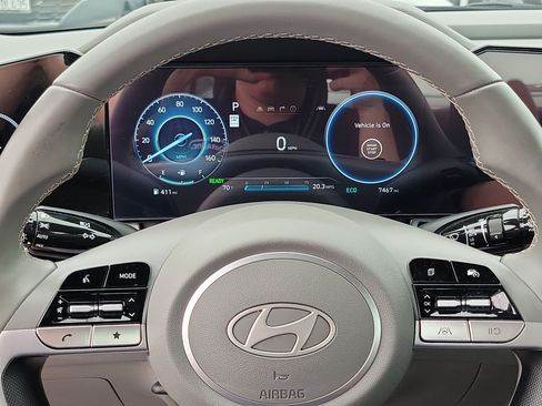 Certified 2025 Hyundai Elantra SEL FWD image 10