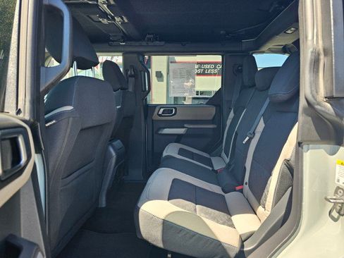 Used 2022 Ford Bronco Wildtrak AWD/4WD image 19