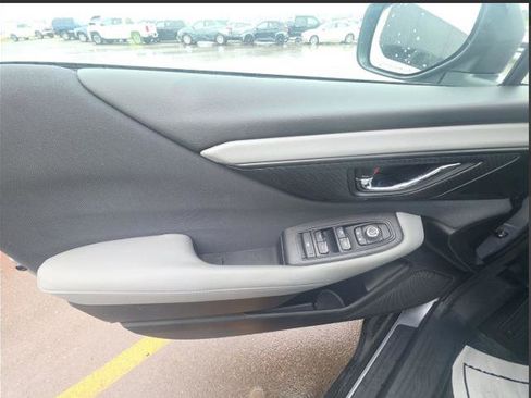 Used 2023 Subaru Outback Premium image 10