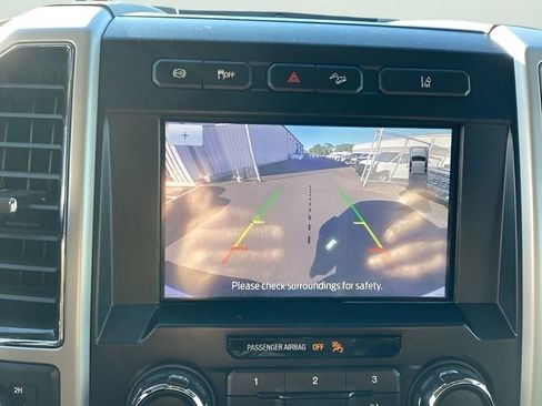 Used 2020 Ford F250 Lariat w/ Lariat Ultimate Package AWD/4WD image 25
