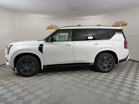 New 2026 Nissan Armada Platinum image 2