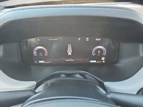 Used 2023 Jeep Compass Limited w/ Elite Group image 11