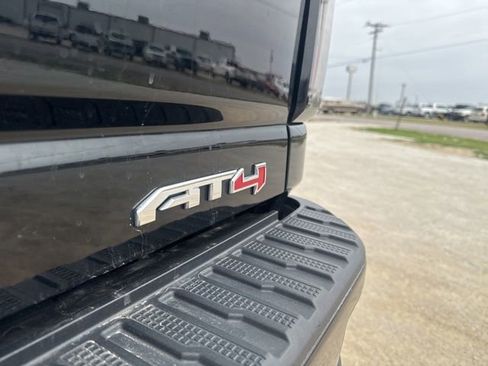 Used 2024 GMC Sierra 2500 AT4 w/ AT4 Premium Plus Package image 16