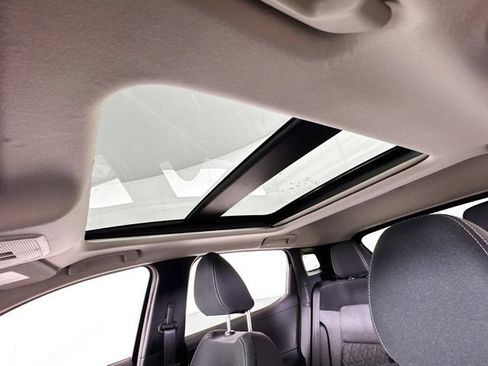 New 2026 Nissan Kicks SV image 19