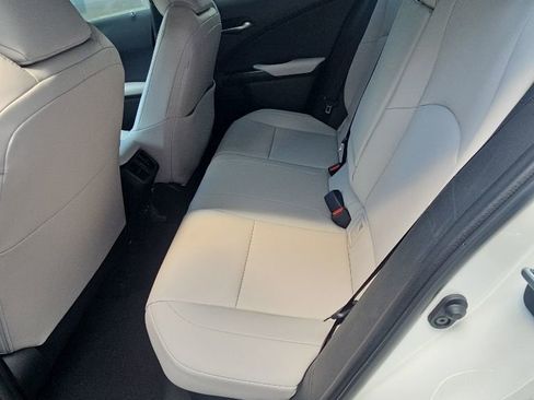Used 2024 Lexus UX 250h FWD w/ Premium Package image 3