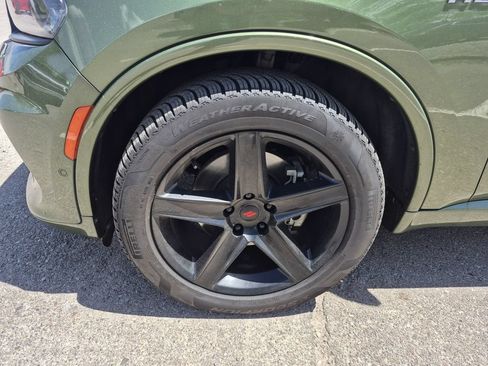 Used 2021 Dodge Durango R/T w/ Trailer Tow Group IV AWD/4WD image 18