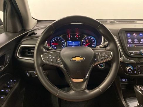 Used 2021 Chevrolet Equinox LT FWD image 15