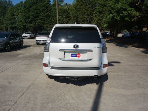 Used 2023 Lexus GX 460 Luxury w/ Accessory Package AWD/4WD image 23