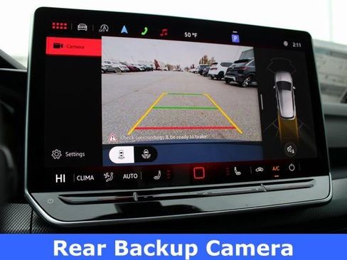 New 2026 Volkswagen GTI SE image 3