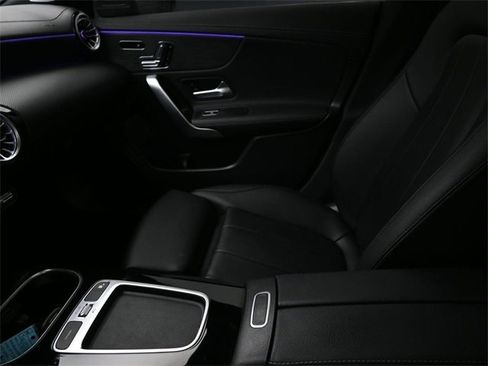 Used 2024 Mercedes-Benz CLA 250 CLA 250 image 13