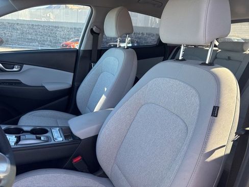 Used 2022 Hyundai Kona SEL image 17