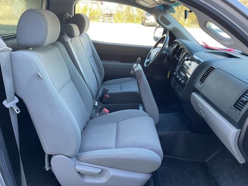 Used 2010 Toyota Tundra 2WD Regular Cab image 35