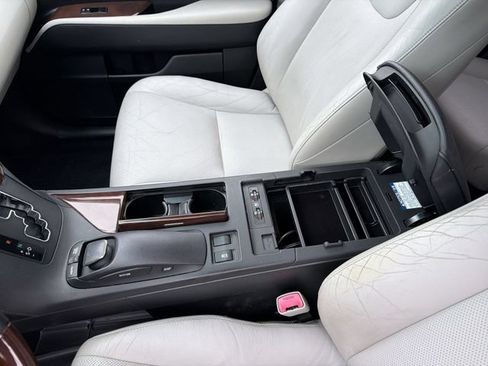 Used 2011 Lexus RX 450h AWD w/ Premium Pkg image 23