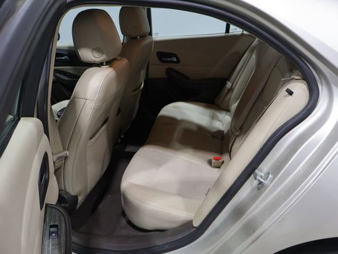 Used 2015 Chevrolet Malibu LT image 14