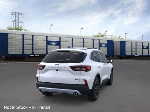 New 2026 Ford Escape SE w/ PHEV Premium Package FWD image 10