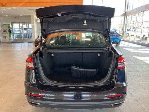 Used 2020 Ford Fusion SE AWD/4WD image 27
