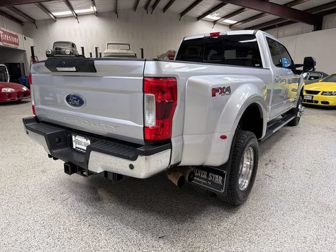 Used 2019 Ford F350 XLT w/ XLT Premium Package AWD/4WD image 7