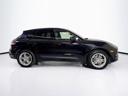 Used 2025 Porsche Macan AWD/4WD image 8