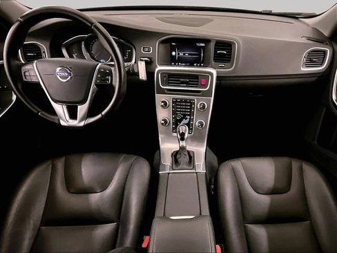 Used 2018 Volvo S60 T5 Inscription AWD/4WD image 14