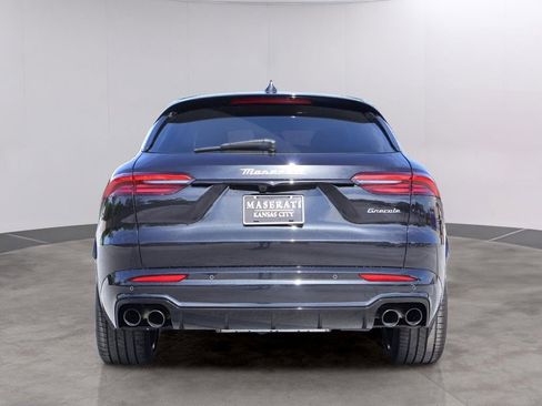 Used 2025 Maserati Grecale Modena image 6