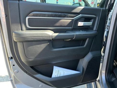 Used 2024 RAM 2500 Big Horn w/ Bed Utility Group image 13