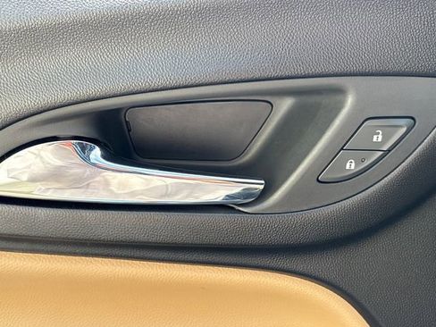 Certified 2022 Chevrolet Equinox Premier image 26