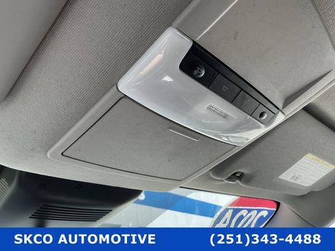 Used 2024 Nissan Sentra SV FWD image 26