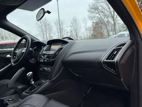 Used 2013 Ford Focus ST image 19