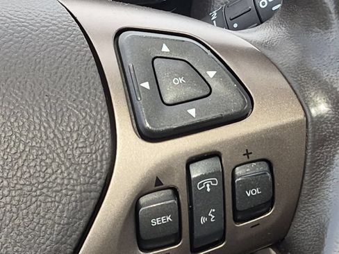 Used 2011 Lincoln MKX AWD w/ Wood Pkg image 26