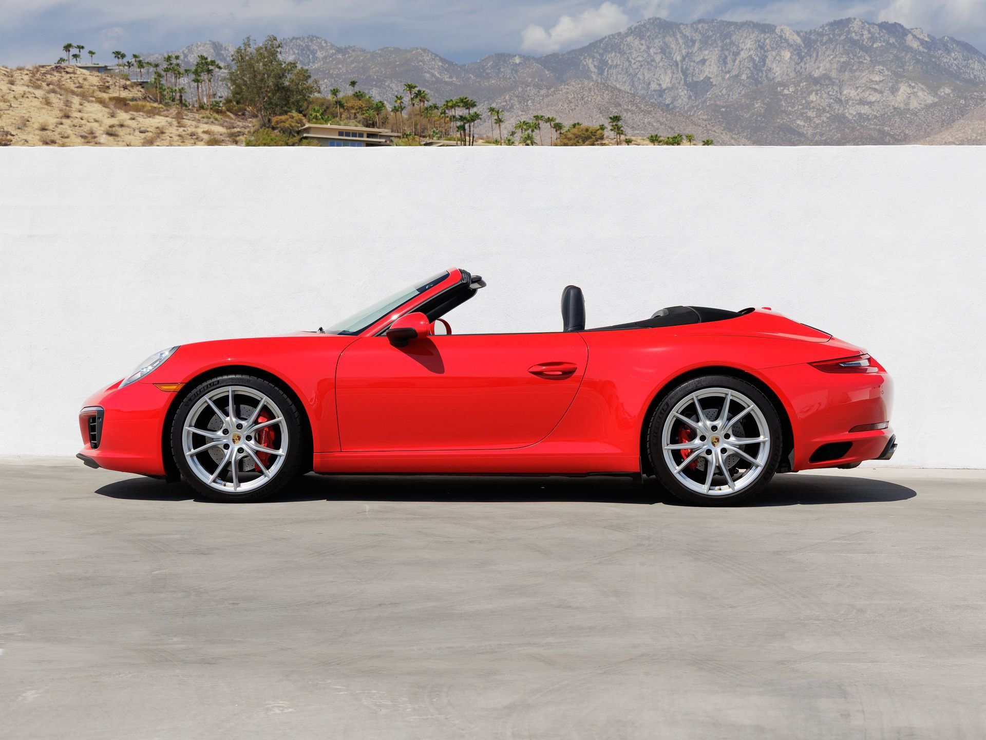 Certified 2019 Porsche 911 Carrera S RWD image 2