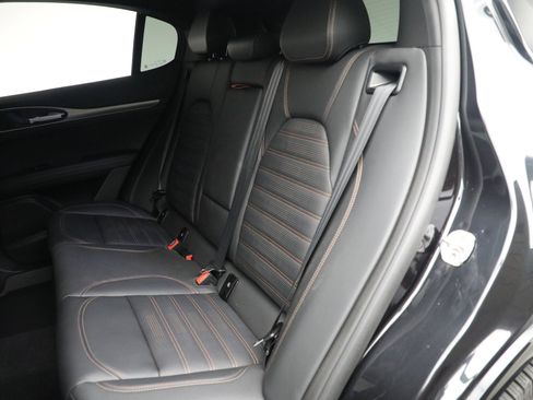 New 2025 Alfa Romeo Stelvio Sprint image 23