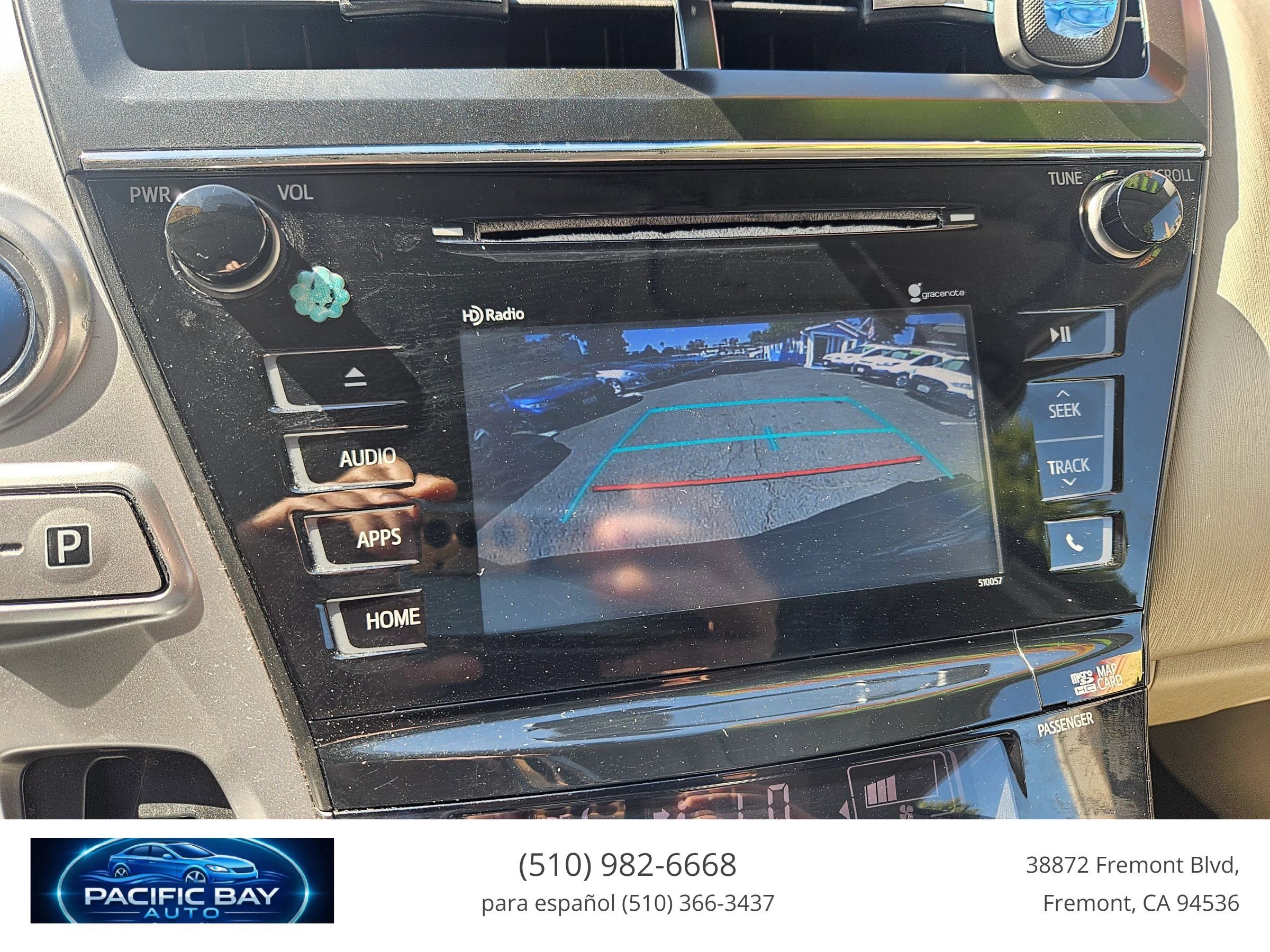 Used 2015 Toyota Prius V Four FWD image 6