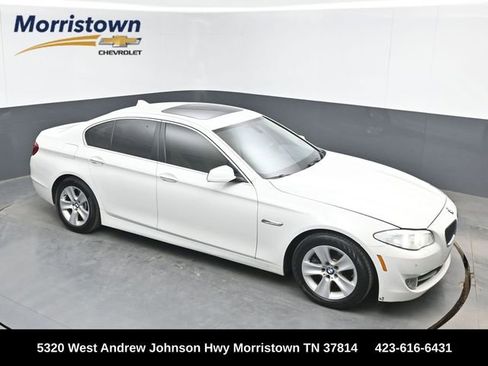 Used 2013 BMW 528i Sedan RWD image 1