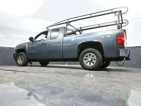 Used 2009 Chevrolet Silverado 1500 LS image 38
