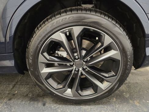 New 2026 Audi Q7 3.0T Premium Plus image 9