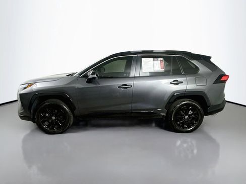 Used 2022 Toyota RAV4 XSE AWD/4WD image 5