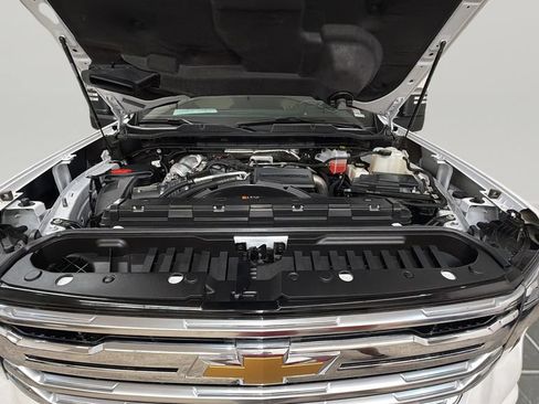 Used 2024 Chevrolet Silverado 3500 High Country w/ High Country Premium Package AWD/4WD image 23
