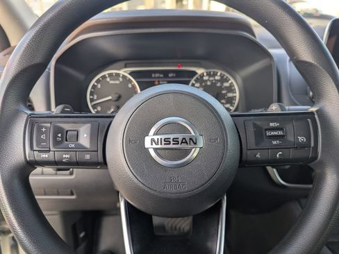 Used 2021 Nissan Rogue S image 20