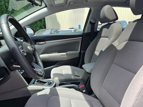 Used 2020 Hyundai Elantra Value Edition image 11