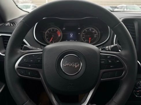 Certified 2021 Jeep Cherokee Latitude Lux w/ Comfort/Convenience Group image 27