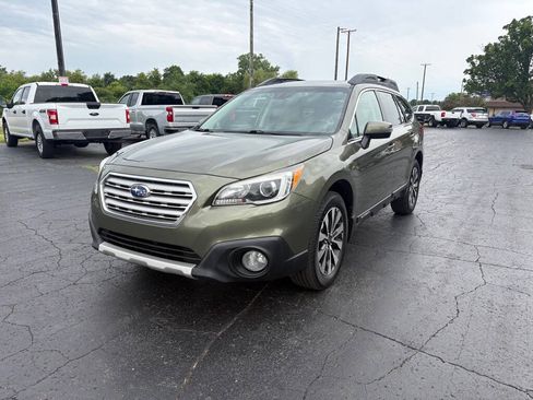 Used 2017 Subaru Outback 2.5i Limited AWD/4WD image 2