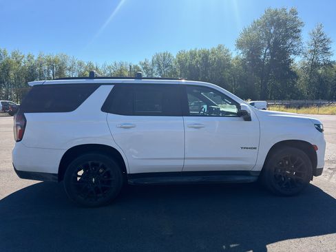 Used 2022 Chevrolet Tahoe RST w/ Luxury Package AWD/4WD image 8