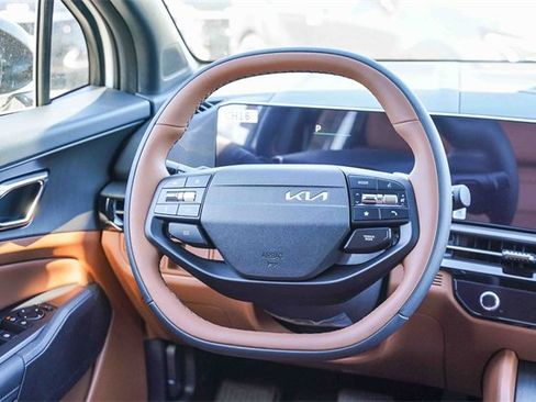 New 2026 Kia Sportage X-Line image 17