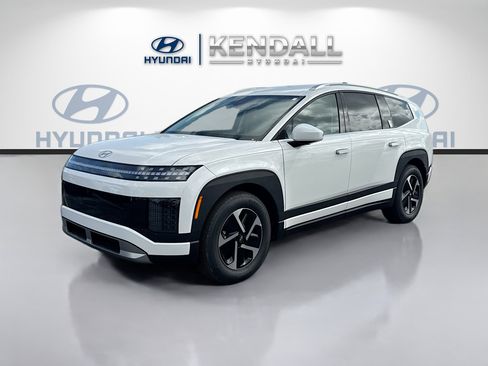 New 2026 Hyundai Ioniq 9 SE image 3