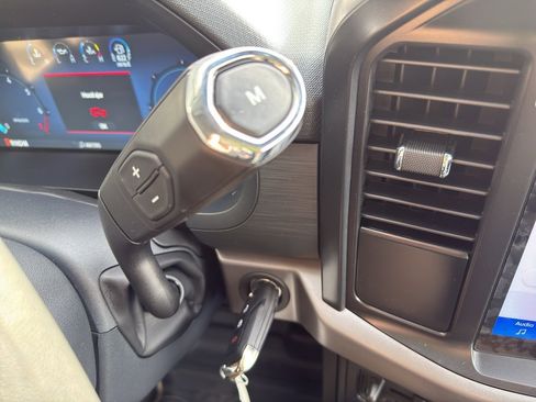 New 2025 Ford F150 XL w/ Equipment Group 103A High image 30