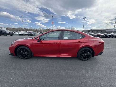 New 2026 Toyota Camry SE w/ Convenience Package image 5