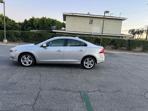 Used 2014 Volvo S60 T5 image 6