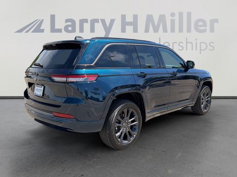 New 2026 Jeep Grand Cherokee Limited AWD/4WD image 6